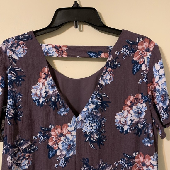 ALTAR’D STATE Floral Dress/Tunic with pockets, size Large - Picture 11 of 16